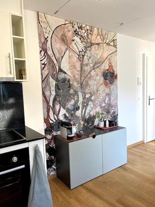 & Modern Penthouse-studio With Balcony & Air-condition Appartement