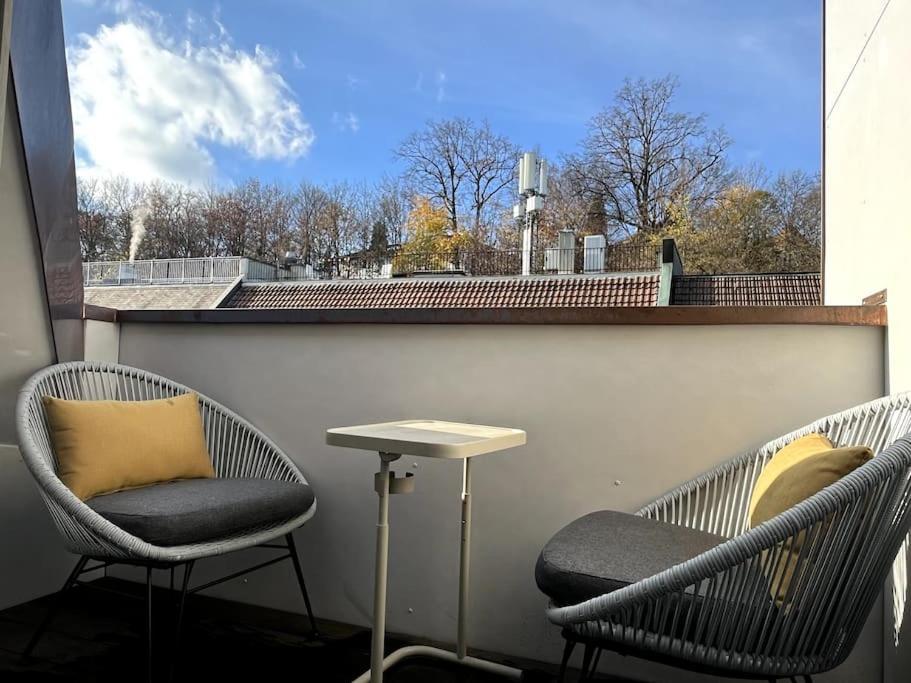 Appartement & Modern Penthouse-studio With Balcony & Air-condition